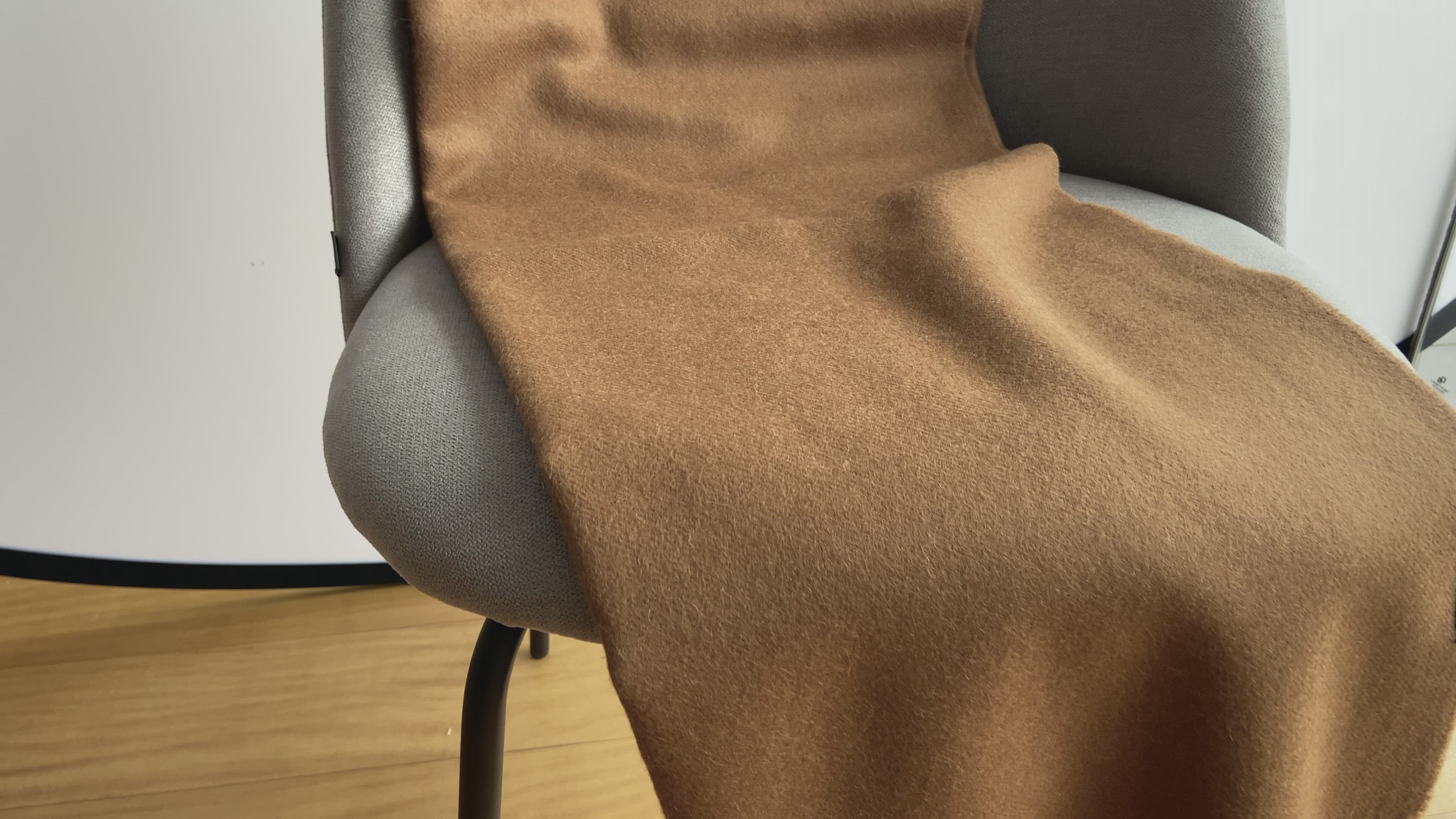 video alpaca blanket camel color