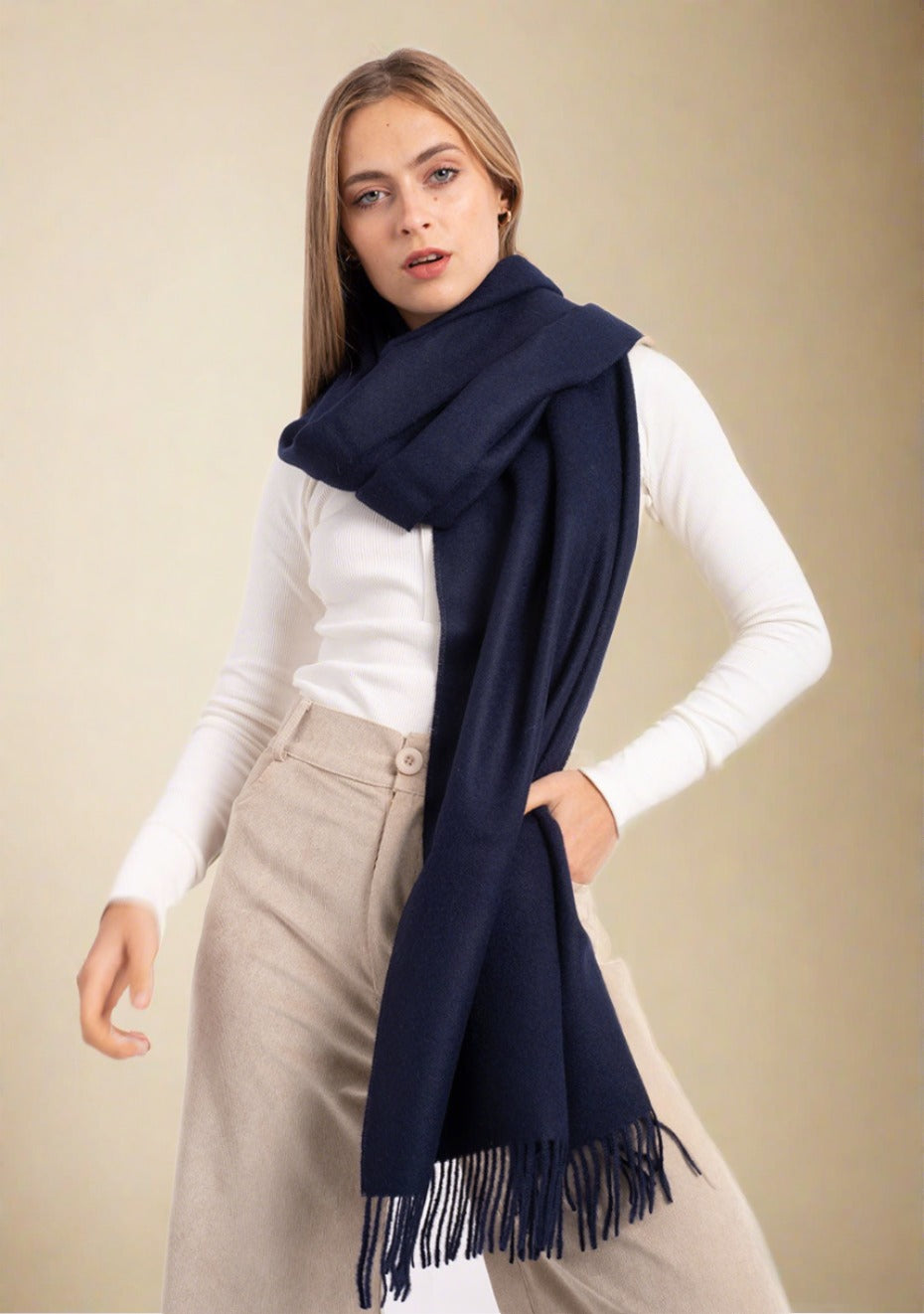 NAVY BLUE ALPACA SCARF